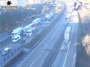 VÍDEO: Retencions a l’AP-7 a Mollet del Vallès per un accident que talla un carril en sentit Girona
