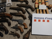 VÍDEO Tres ‘ocupes’ detinguts per robatoris amb força en una urbanització de l’Ametlla del Vallès