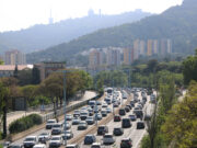 El 46% dels vehicles previstos ja han sortit de l’àrea de Barcelona en l’operació sortida del pont de l’1 de maig