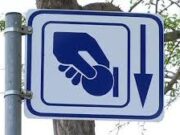 Retorn dels adhesius per aparcar 30 minuts gratuïtament a la zona blava de Mollet